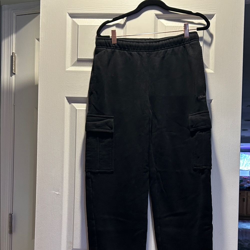 Aritzia Black Cargo Joggers